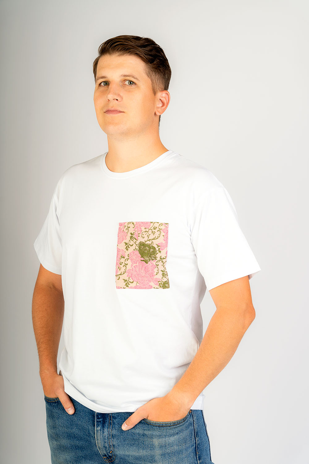 Randomized White Oversize Tshirt